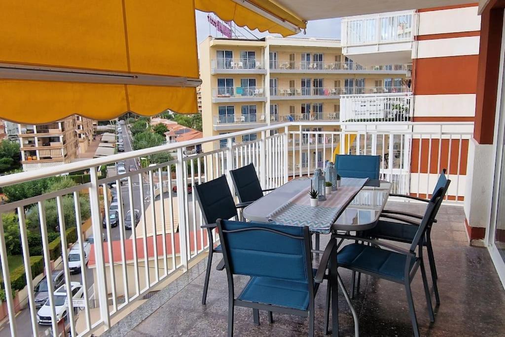 Benicàssim Apartamento Dos Habitaciones, Frente A La Playa, מראה חיצוני תמונה